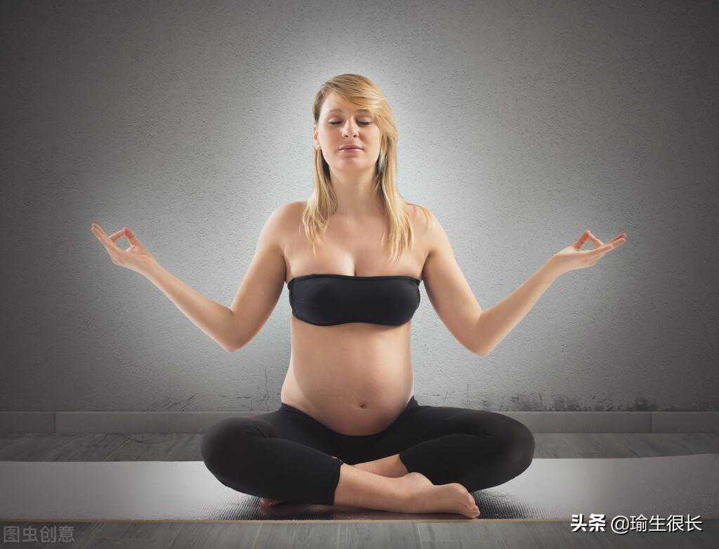 瑜伽告诉你：产后妈妈是先做盆底肌修复还是腹直肌修复？